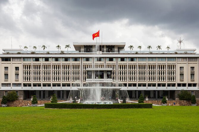 Private Walking Half Day Tour in Ho Chi Minh City - The People’s Committee Building stop: stories in the details