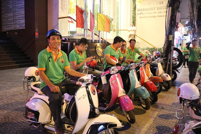 Saigon After Dark Vespa Street Food Tour + Live Music 4 hours - What you actually eat: more than pho on a plate