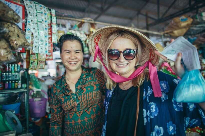 Saigon at Sunset: Ultimate Street Food Experience - Meeting at the Saigon Fine Arts Museum: a useful start point
