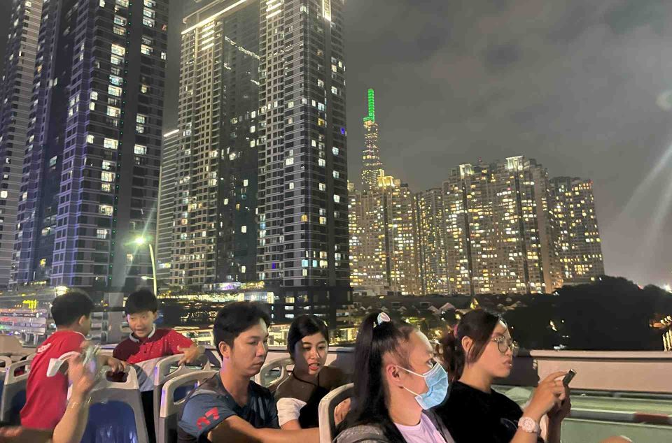 Saigon: City Sightseeing 45-Minute Panoramic Night Tour - Diamond Plaza and classic church-post office pairs: two types of landmarks