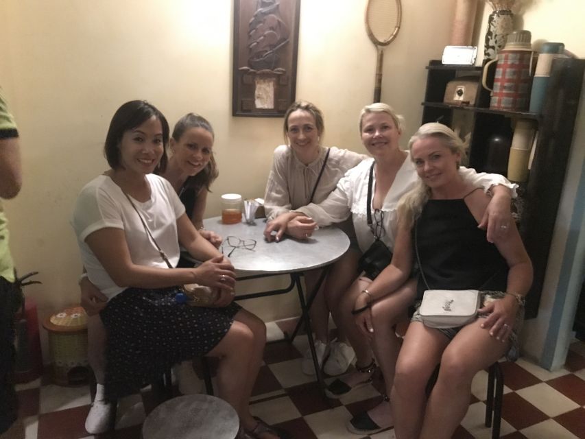 Saigon: Day-Night Sights & Local Food Tour l Female Option - Nguyen Van Cu Bridge and the Saigon River Pause