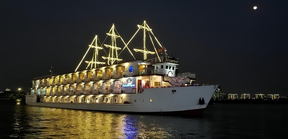 Saigon Dinner On Cruise Tour With Private Table - Practical Tips So Your Evening Goes Smoothly