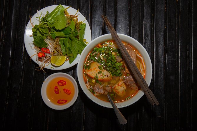 Saigon Night Street Food and City Tour on Scooter - Should you book this night street food scooter tour?