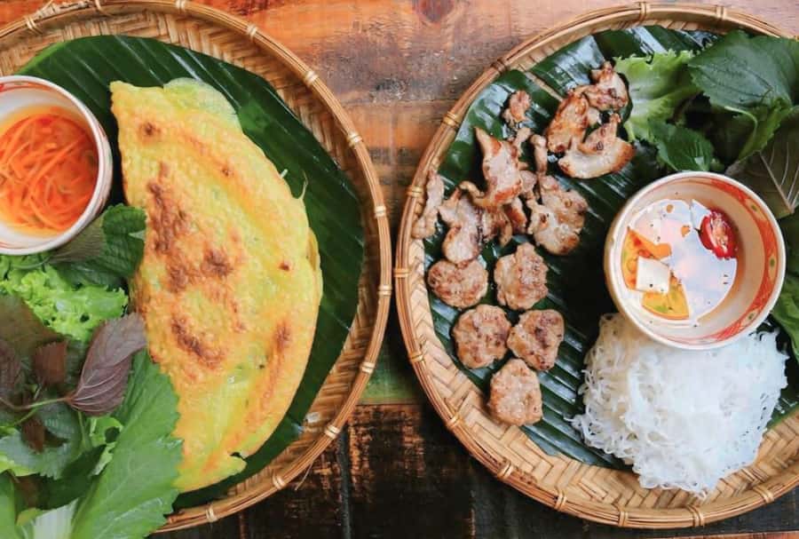 Saigon: Private Backstreets Walking Food Tour - District 1’s first bowl: Bún Bò Huế instead of the usual phở