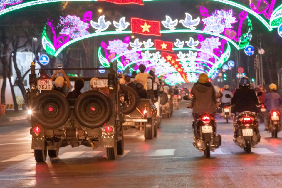 Saigon: Private Food Tour Discovery & City Tour by Jeep - French colonial lights: Opera House, City Hall, Notre Dame, Post Office