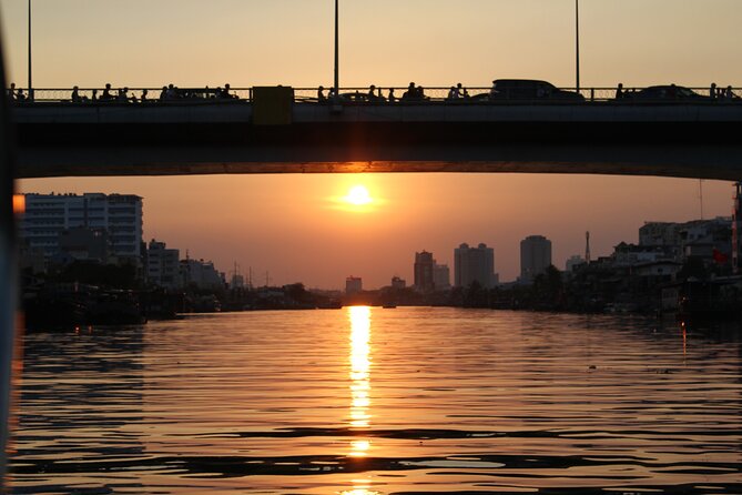 VIP Tour in Saigon: Romantic Sunset Cocktail by SpeedBoat - Value check: does $230 feel fair for a 2-hour cruise?