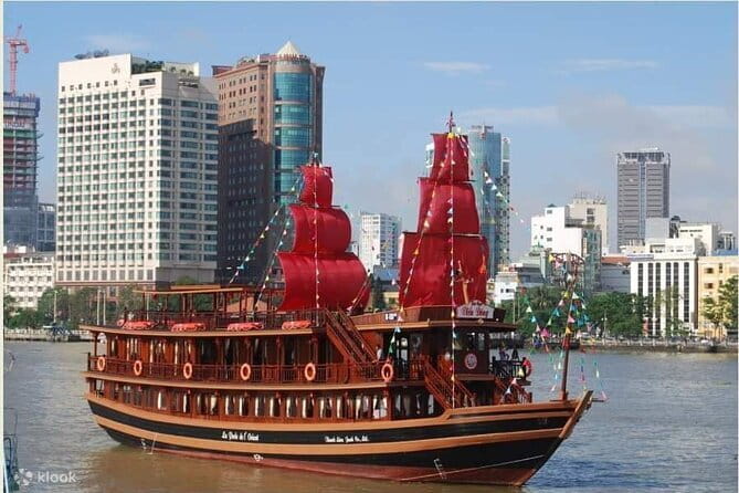 Water Puppet Show And Dinner Cruise On Saigon River Private Tour - Golden Dragon Water Puppet Theater: what to expect in 45 minutes